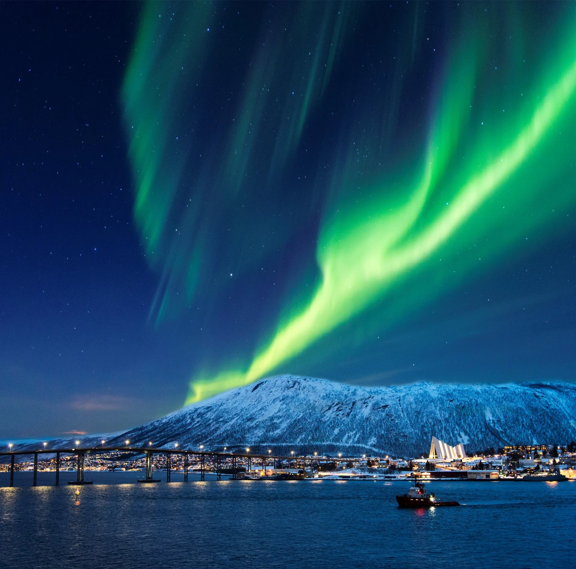 northern-lights-mike-hill-gettyimages-502004661-11637246-photo getty images