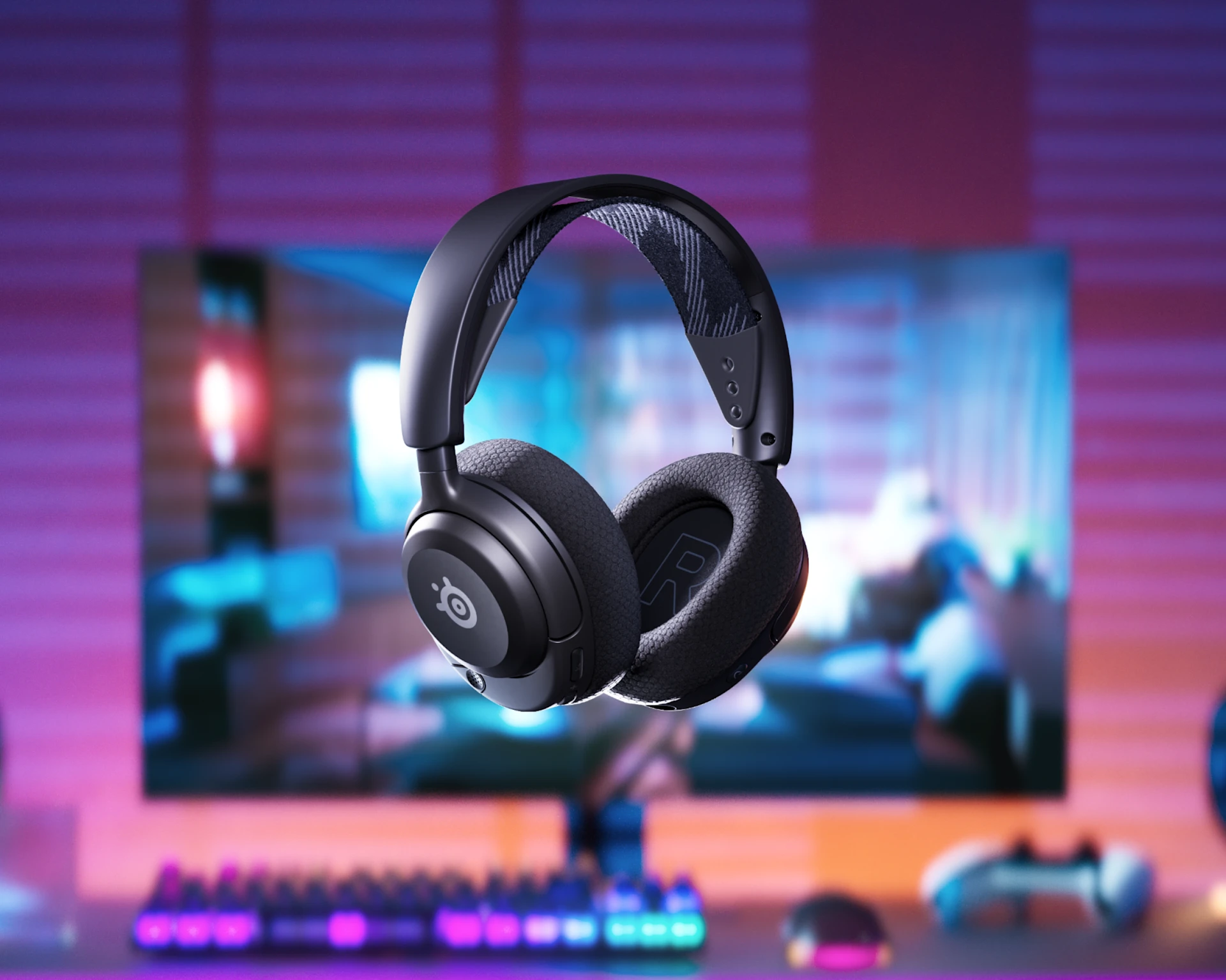 full_width image of Arctis Nova 4 Wireless - 1 of 5 mobile