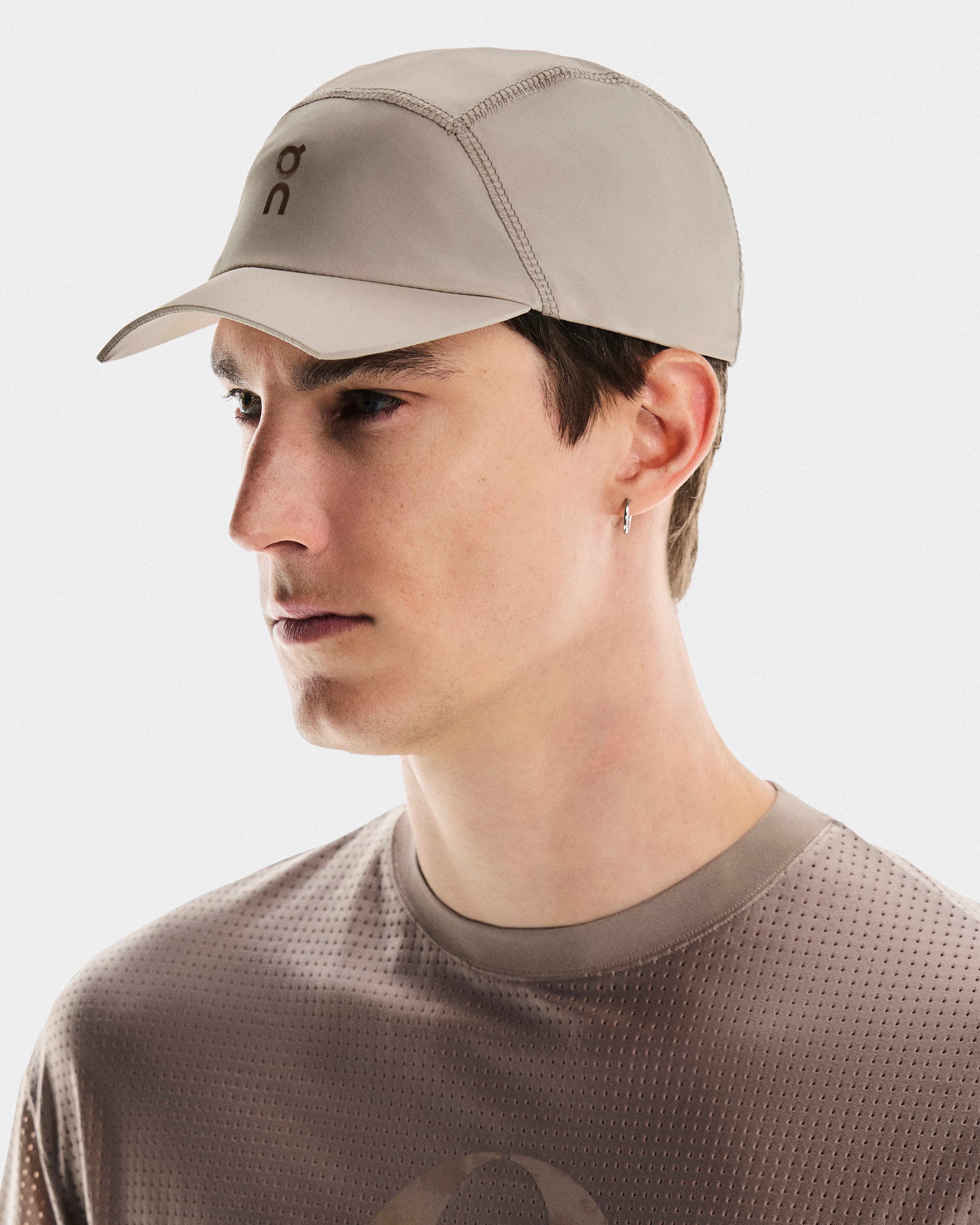On Cropped Cap FKA Desert Unisex Headwear