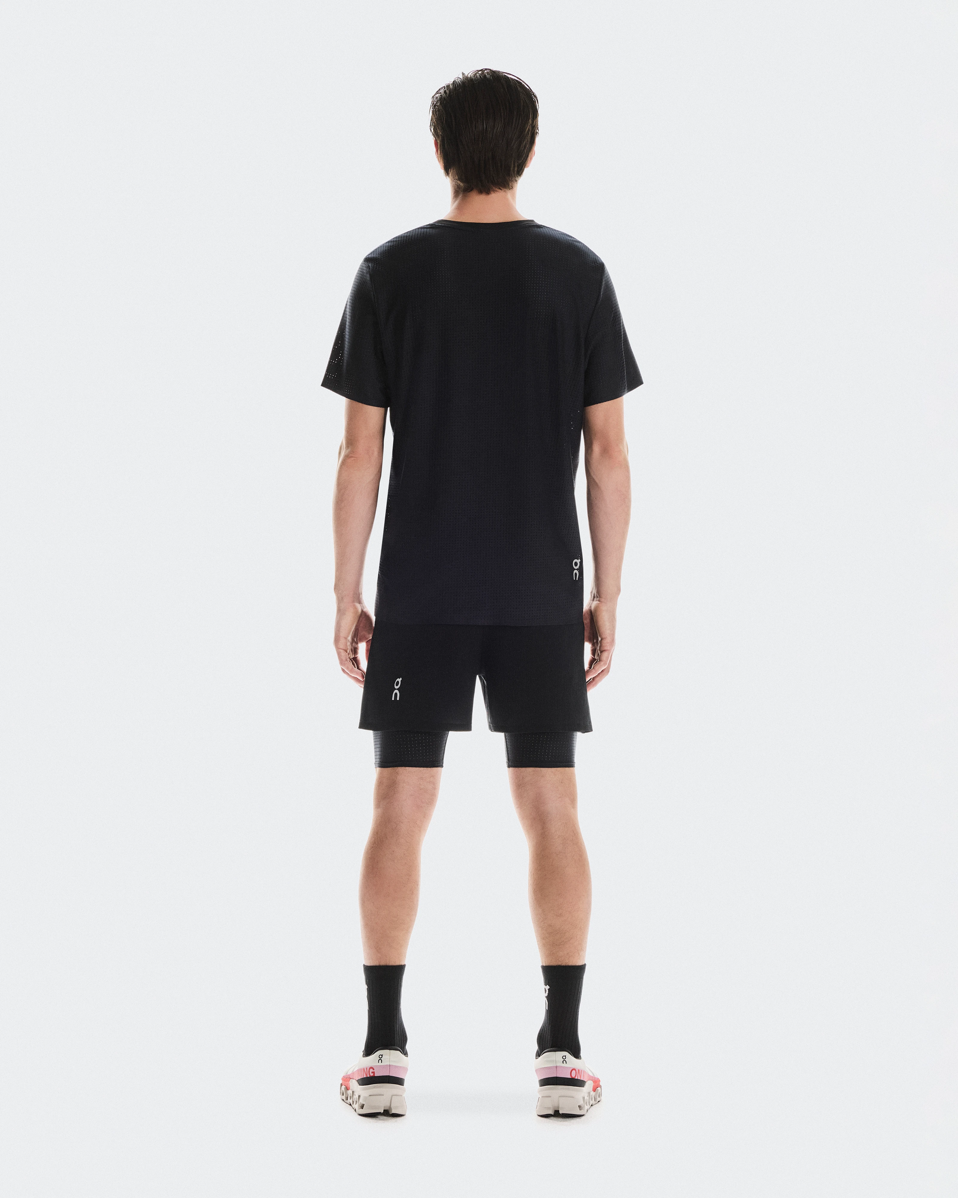 On Pace Mesh-T Black Men Tops and t-shirts