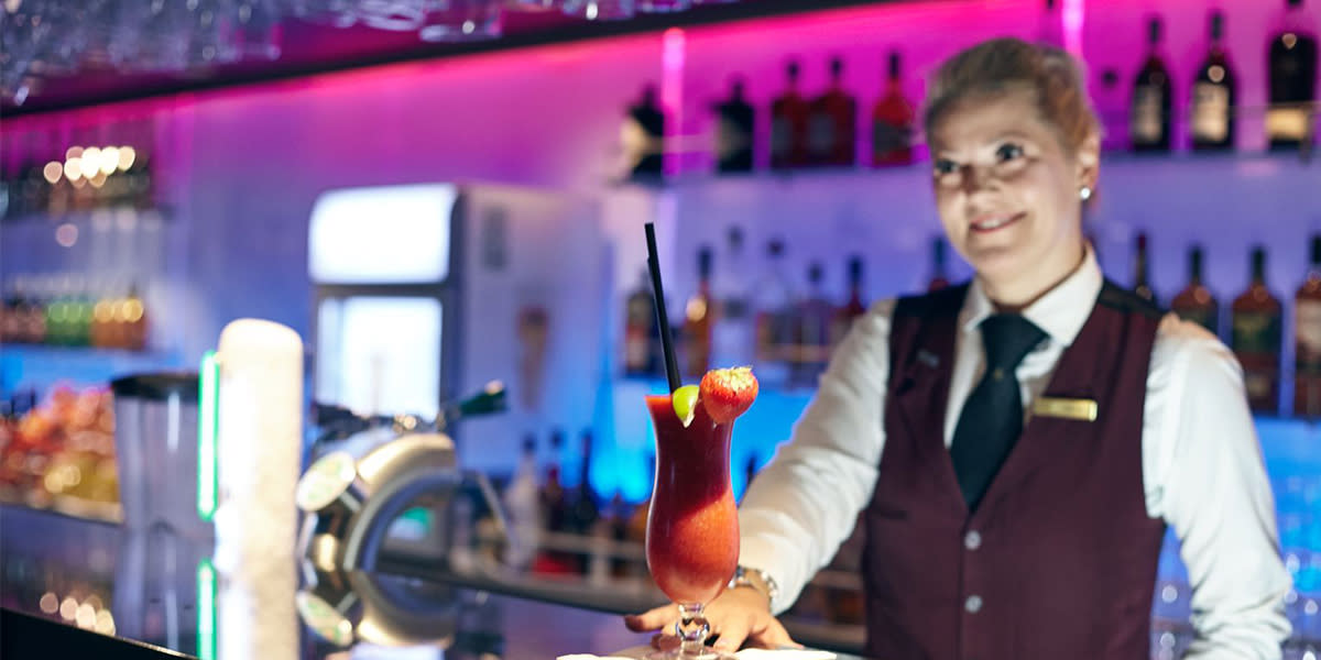 Enjoy a cocktail onboard Newcastle-Amsterdam Bar onboard Newcastle-Amsterdam