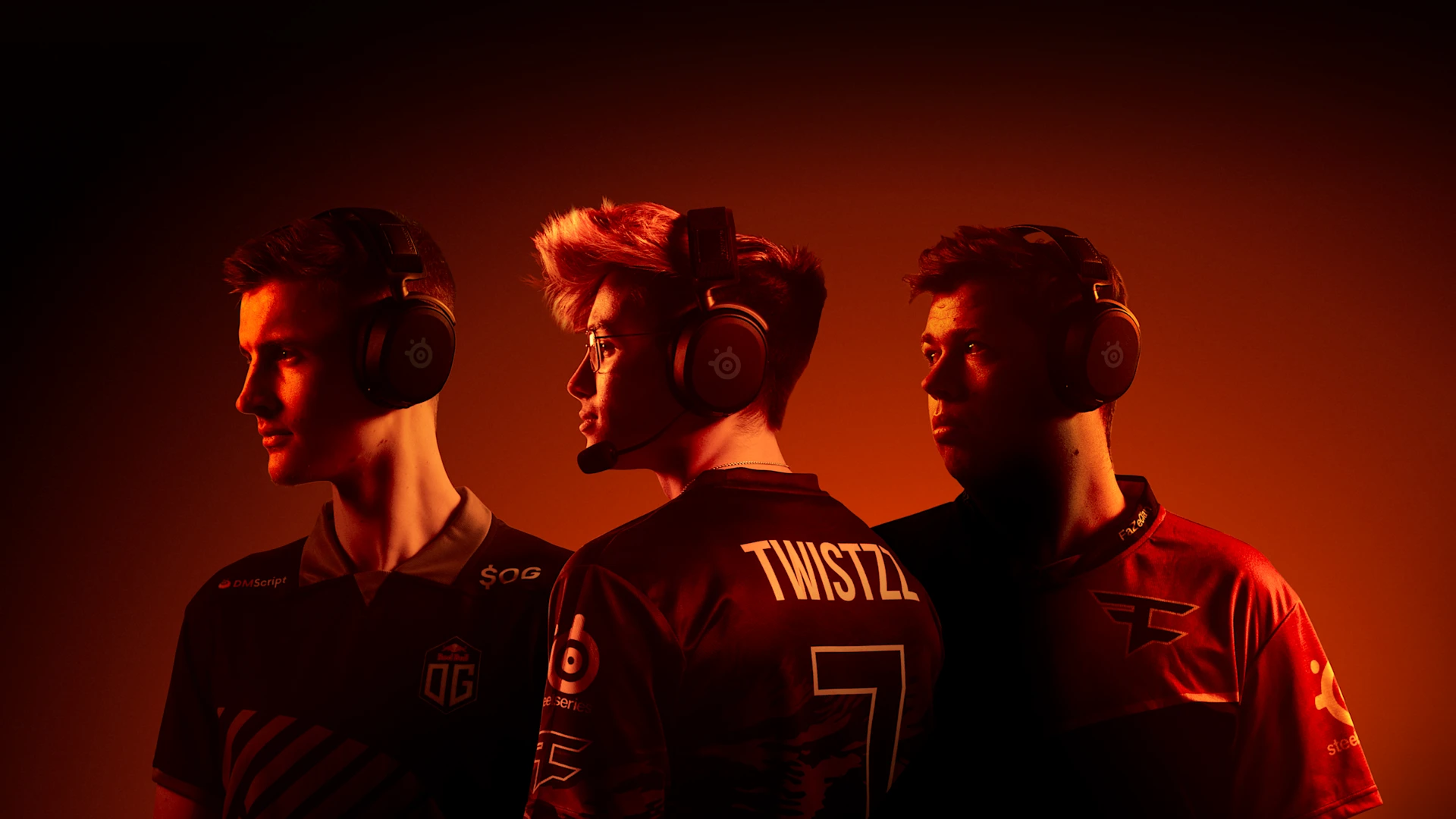 Foto de 3 miembros del equipo de Counter Strike del clan Faze