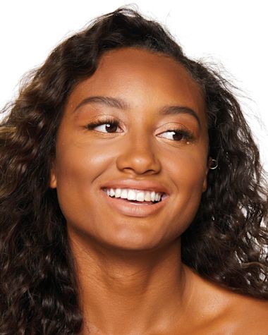 Charlotte Tilbury Eyes to Mesmerise Bette Model16