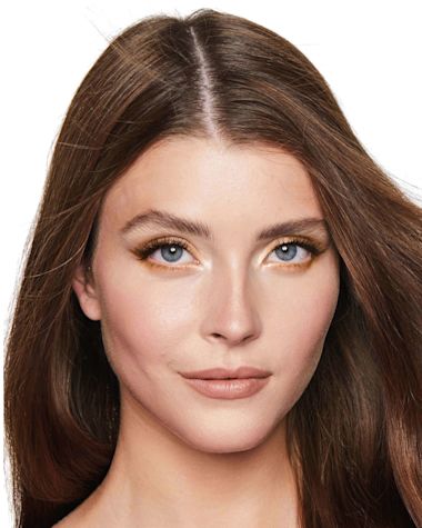 Charlotte Tilbury Eyes to Mesmerise Bette Model3