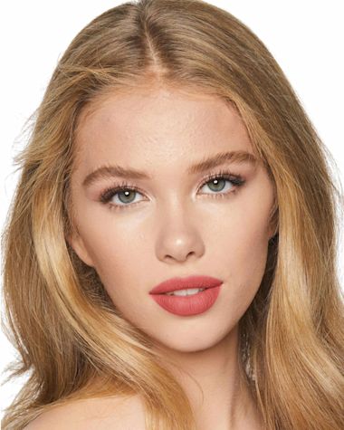 Charlotte Tilbury Hot Lips 2 Carinas Star Model 5
